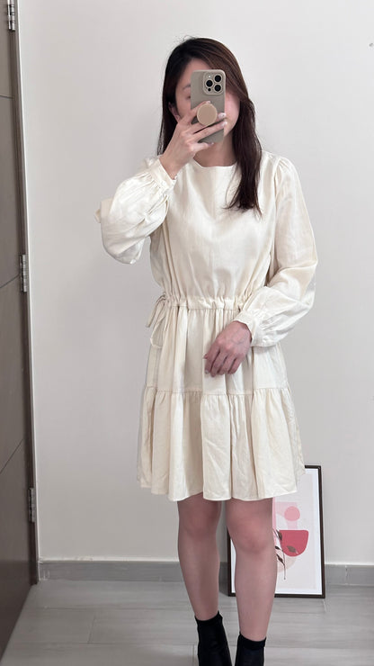 束腰娃娃連身裙