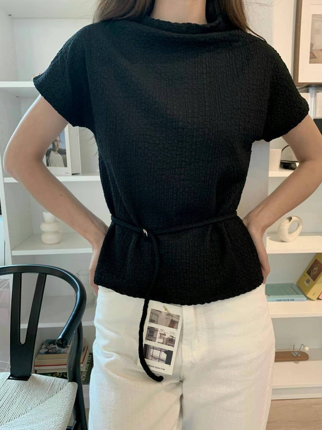 紋理半高領上衣