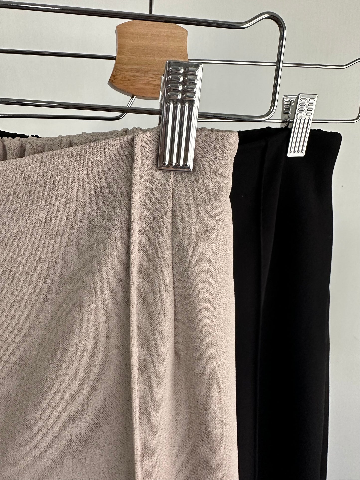 高腰長腿喇叭褲