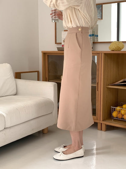 金鈕西裝料直筒裙