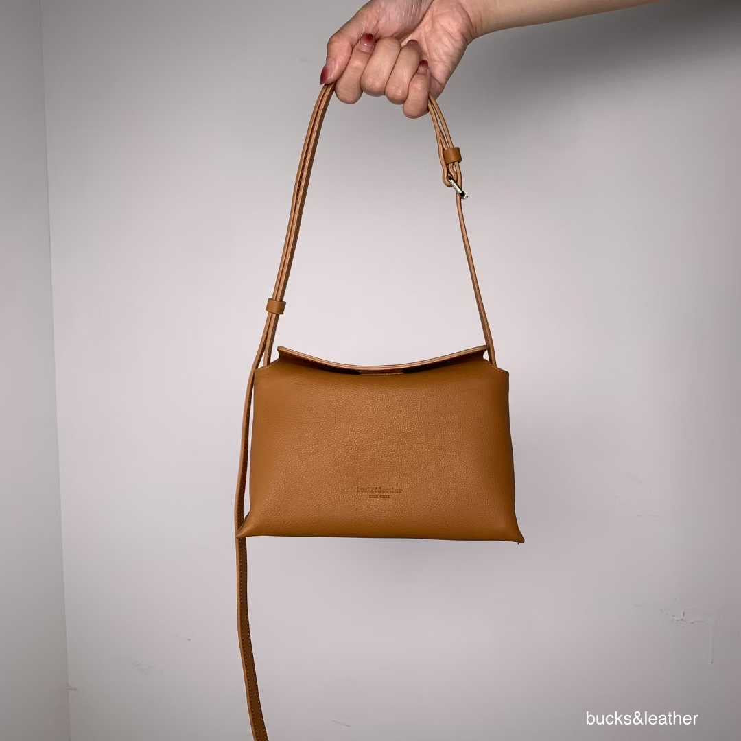 Bucks&Leather 磁石扣枕頭袋 (S)