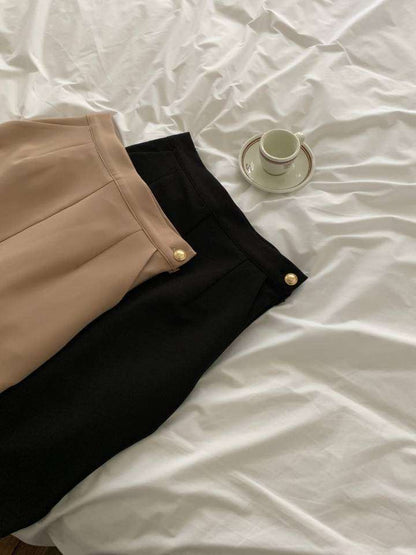 金鈕西裝料直筒裙