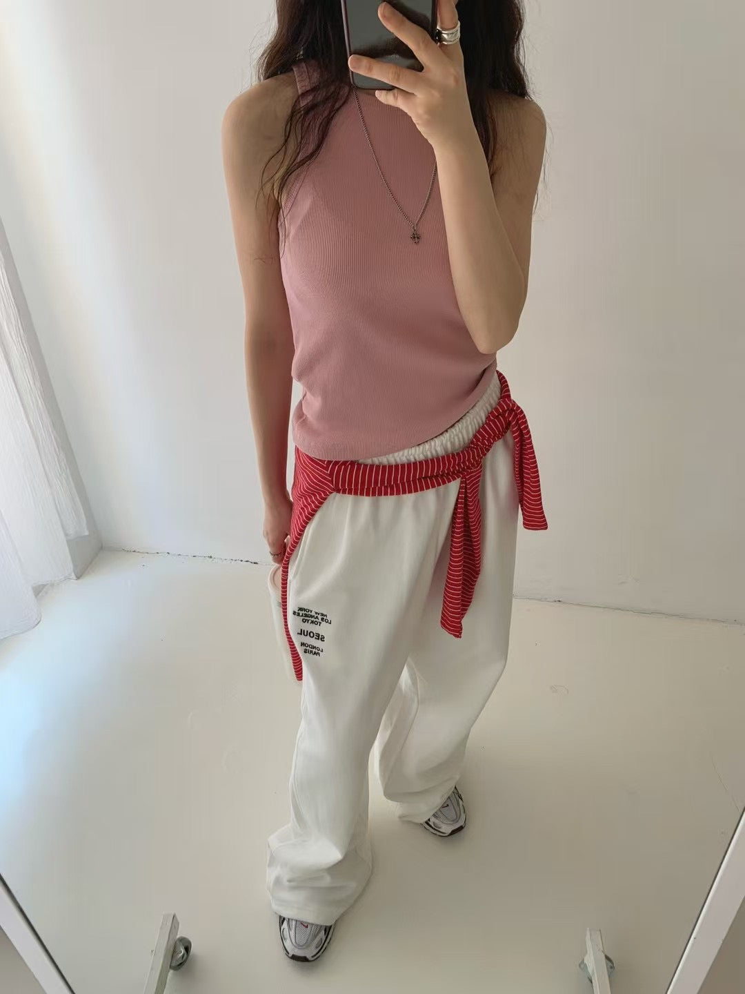 基本款坑紋背心