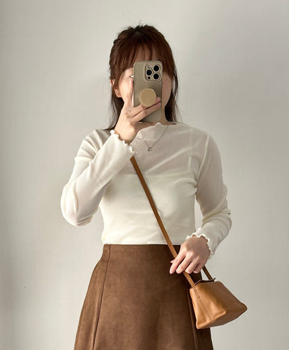 Velvet木耳邊上衣