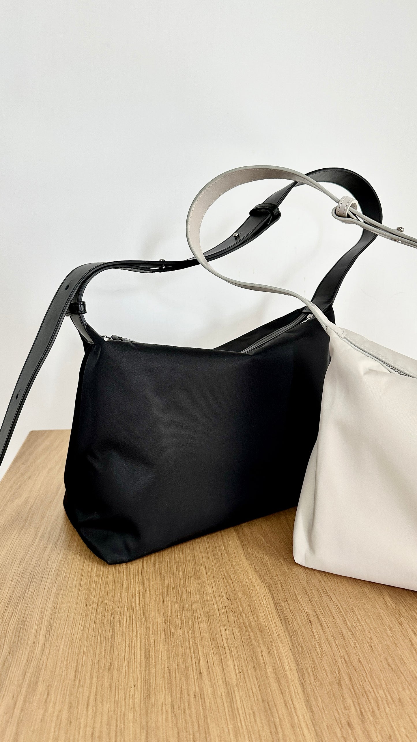 牛皮x尼龍黑洞袋