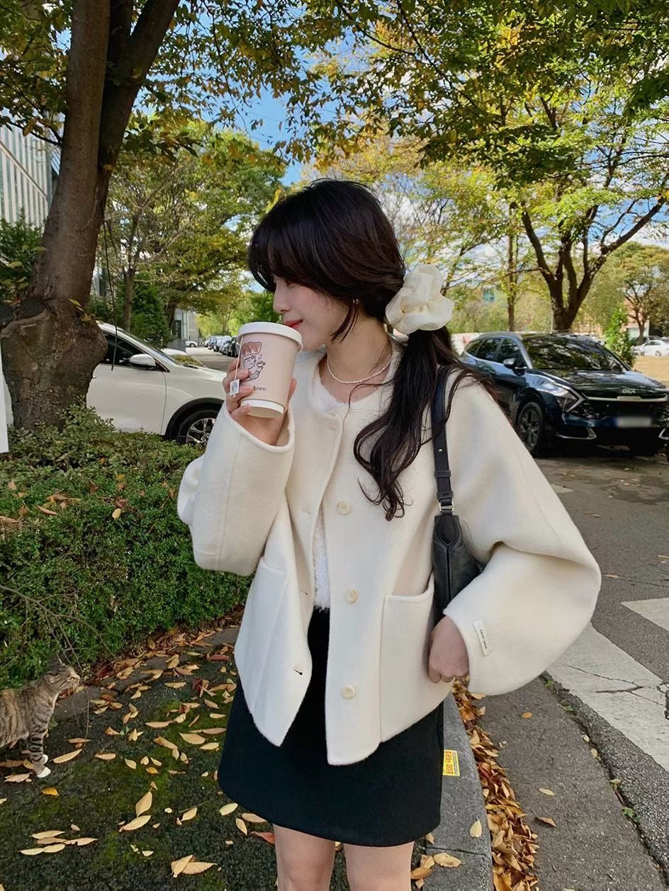 俐落圓領Handmade羊毛外套