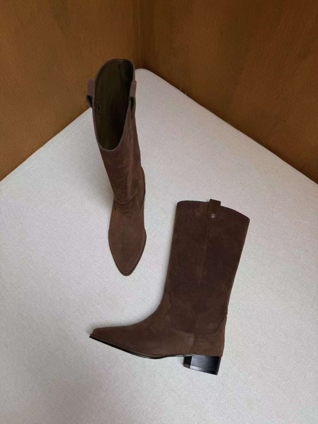 Antique Logo Western Suede Boots