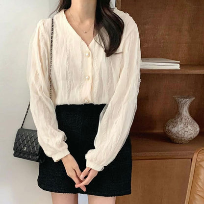 V領波浪Lace恤衫