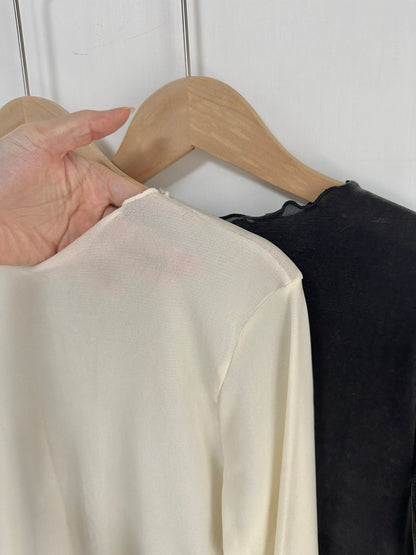 Velvet木耳邊上衣