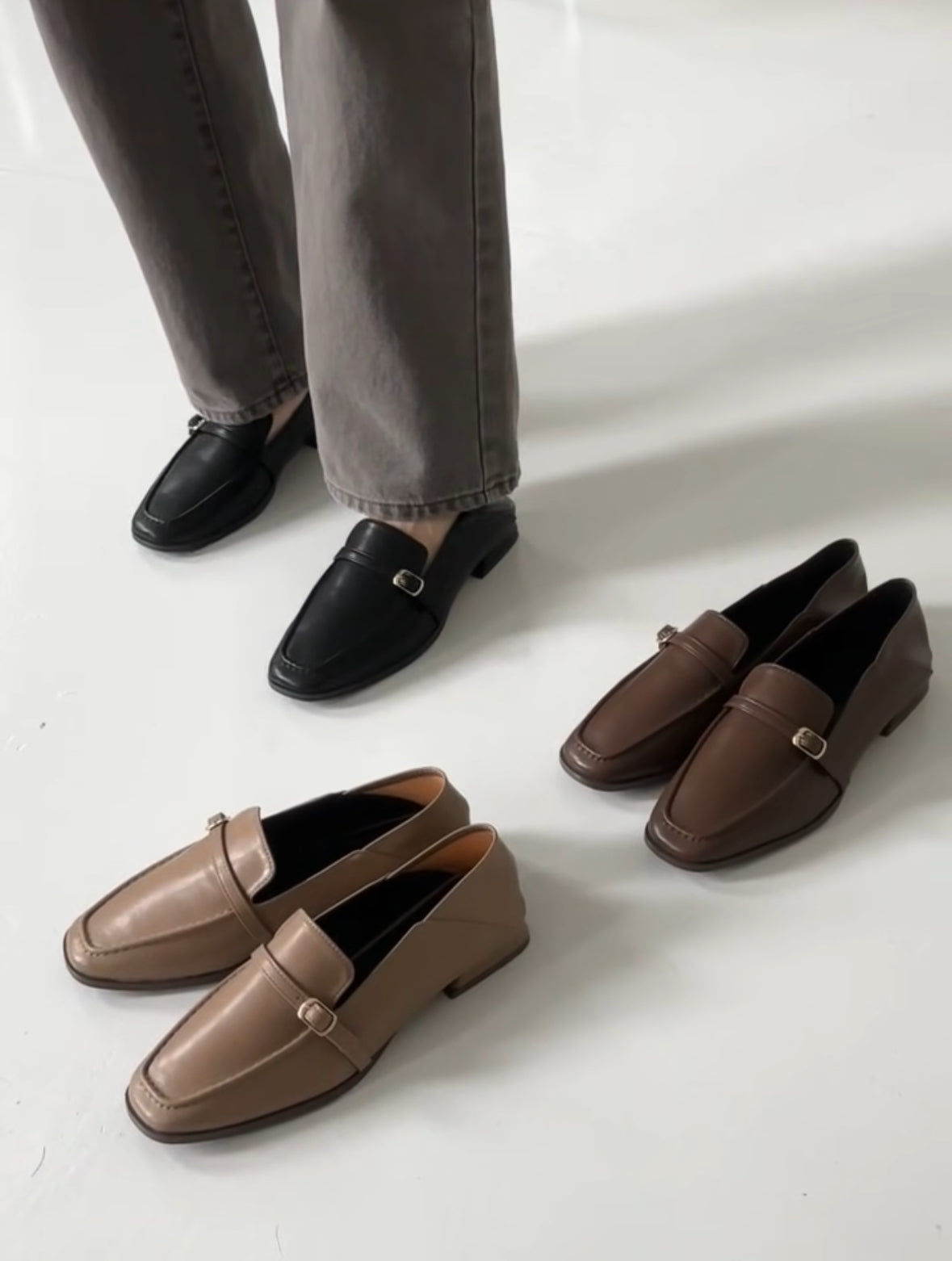 方頭金扣Loafer