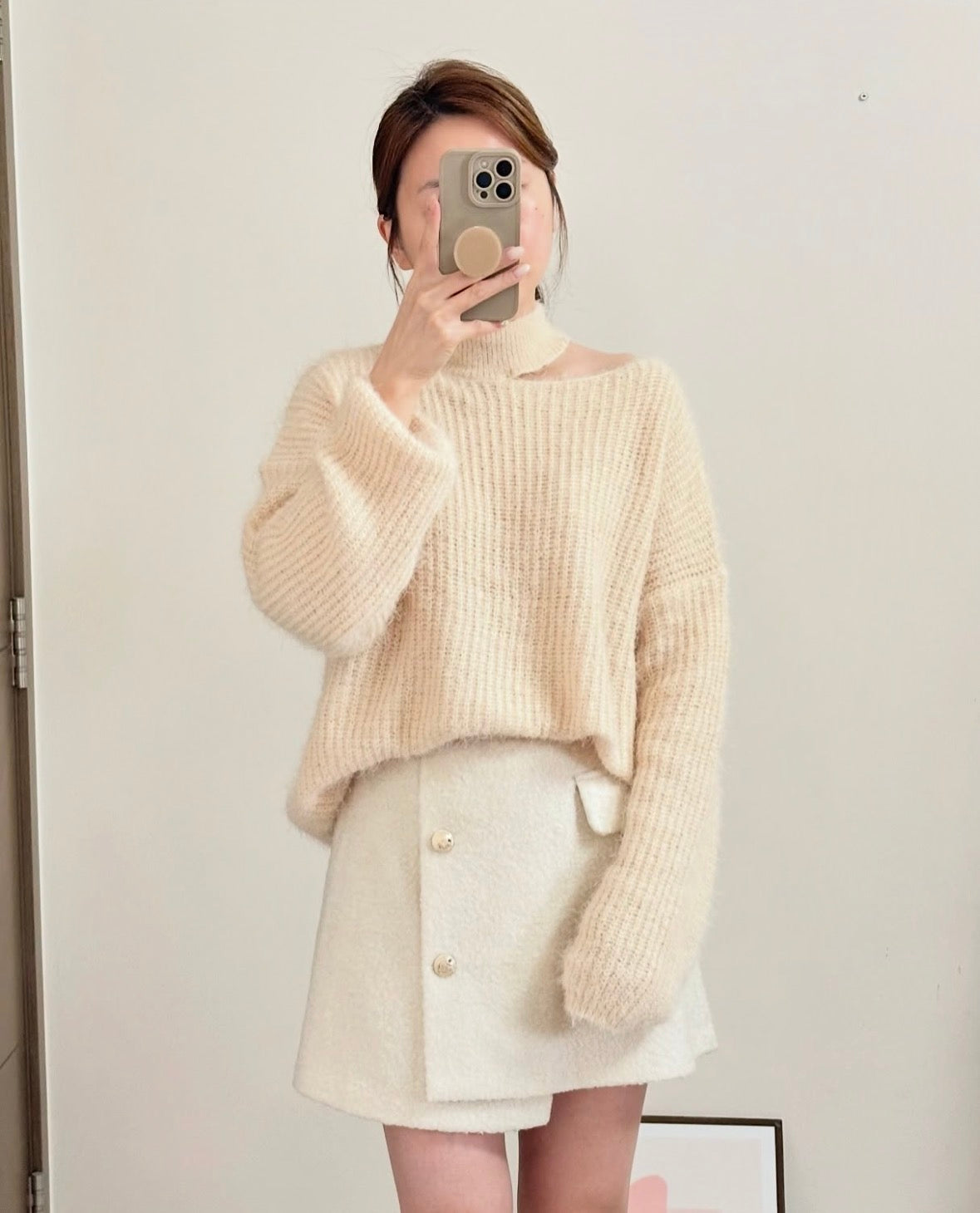 露鎖骨毛毛冷衫