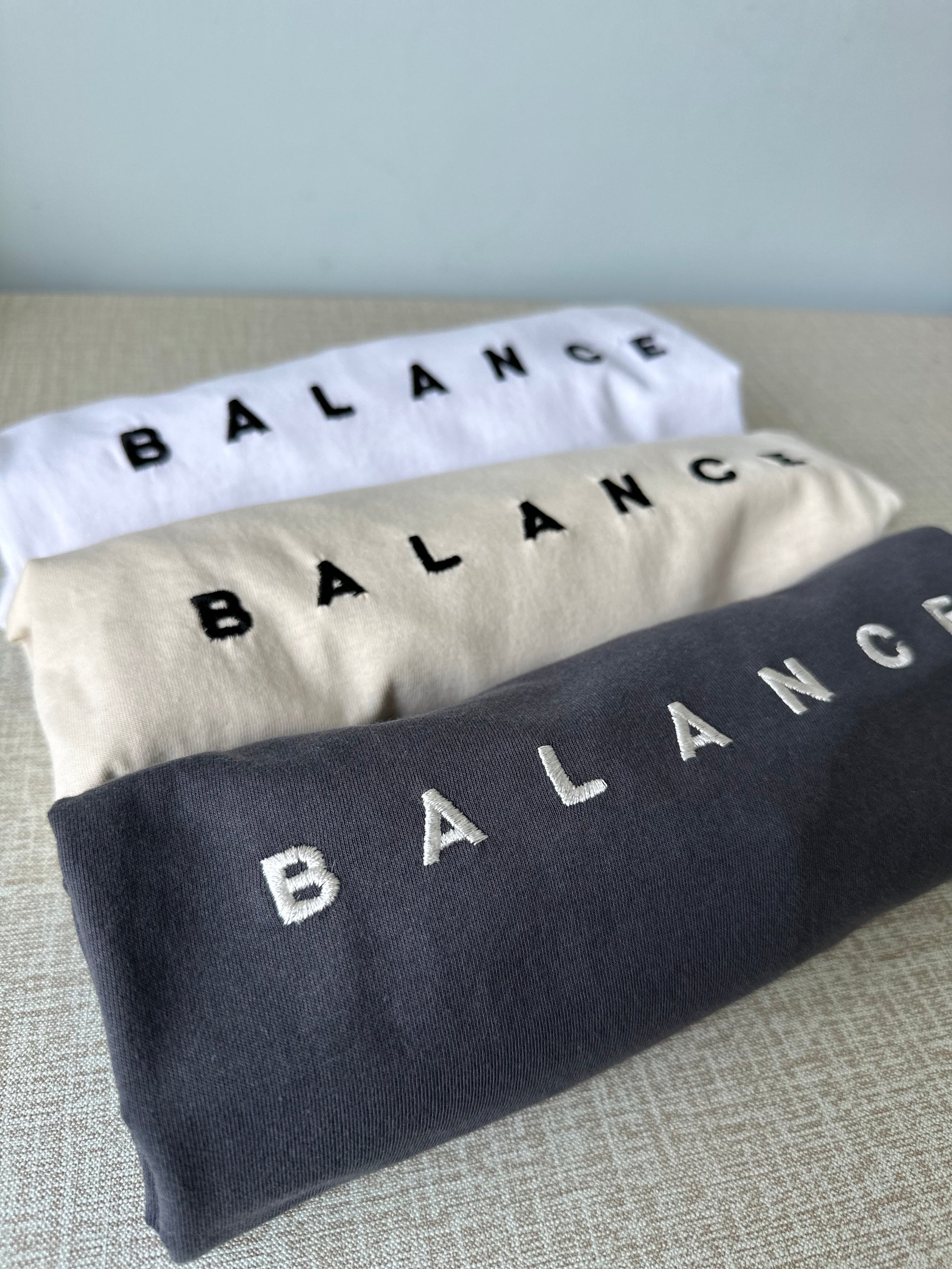 簡約刺繡Tee