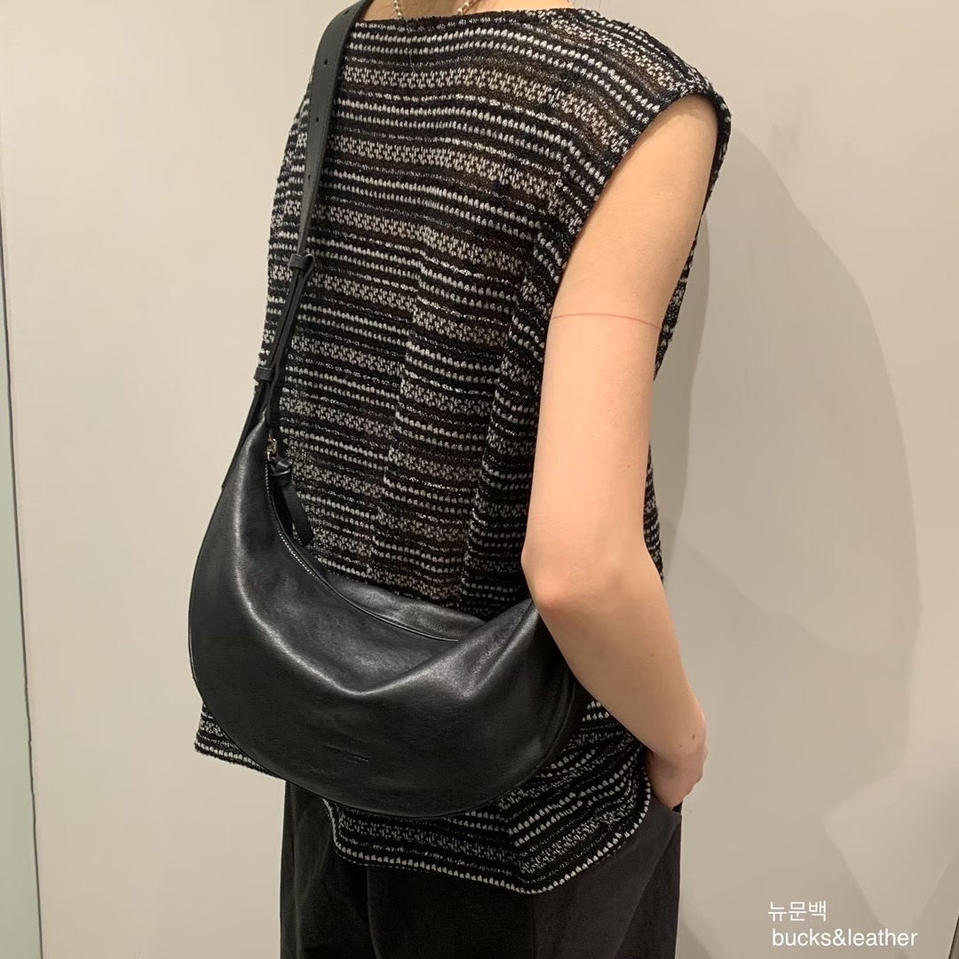 Bucks&Leather #174 兩用月亮袋