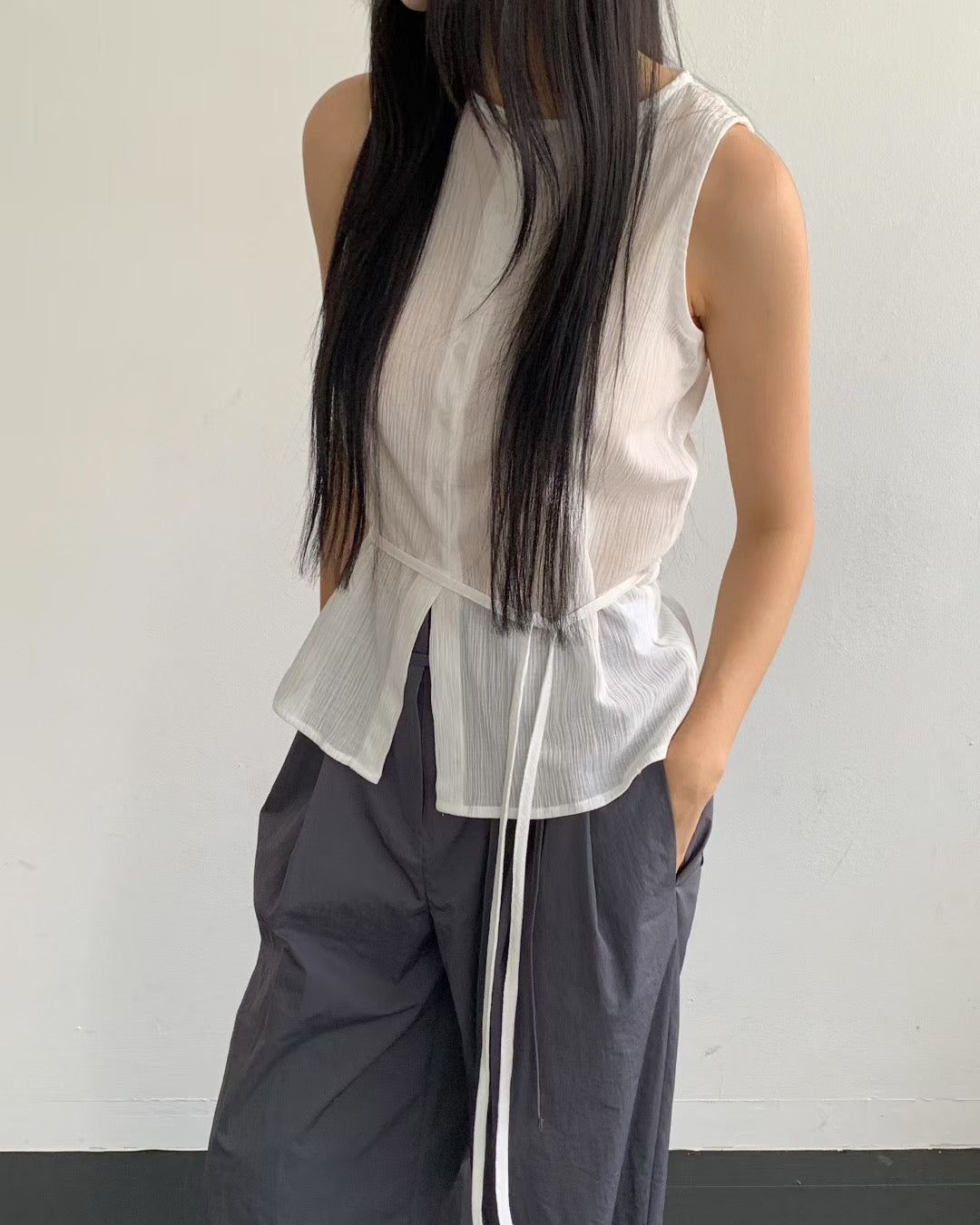 皺皺腰帶背心