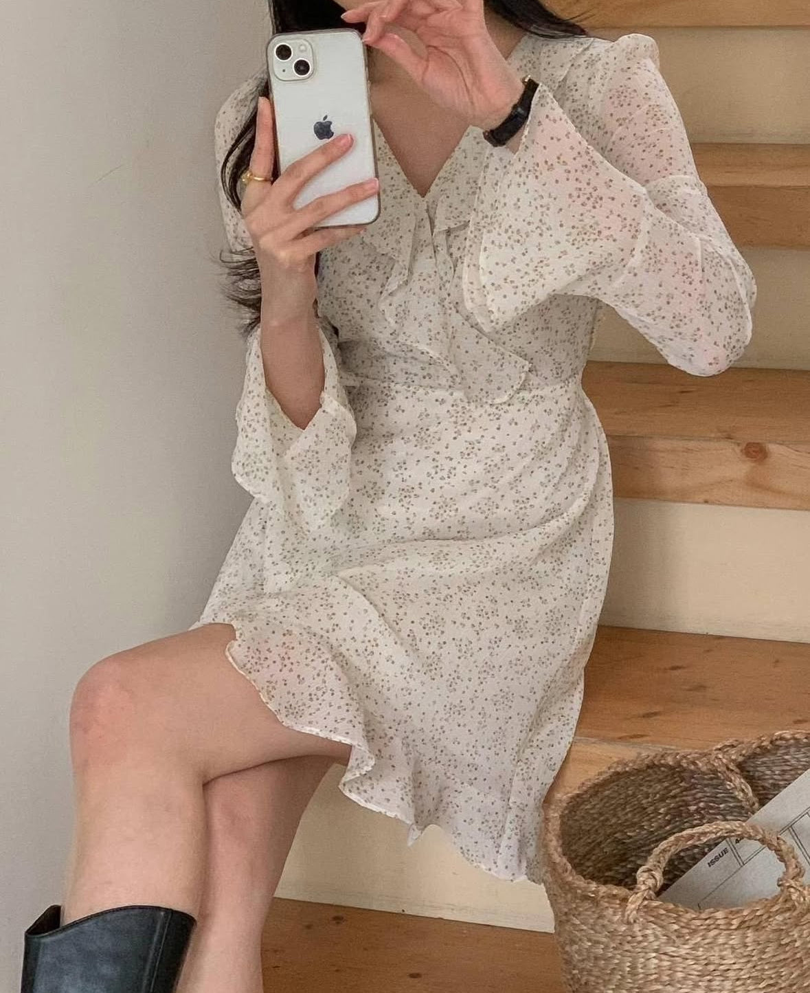 荷葉碎花連身裙