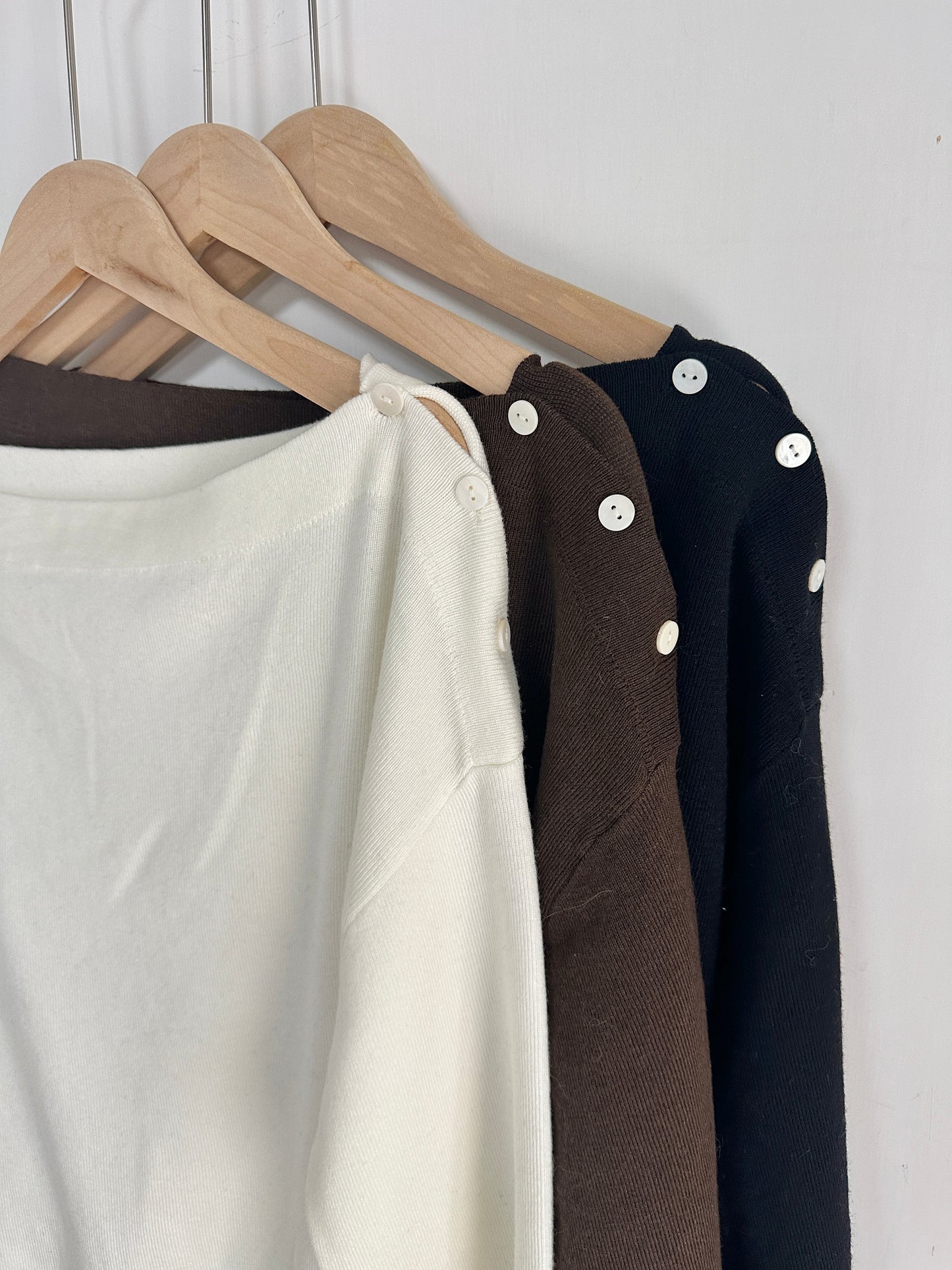 【三著】船領鈕扣上衣