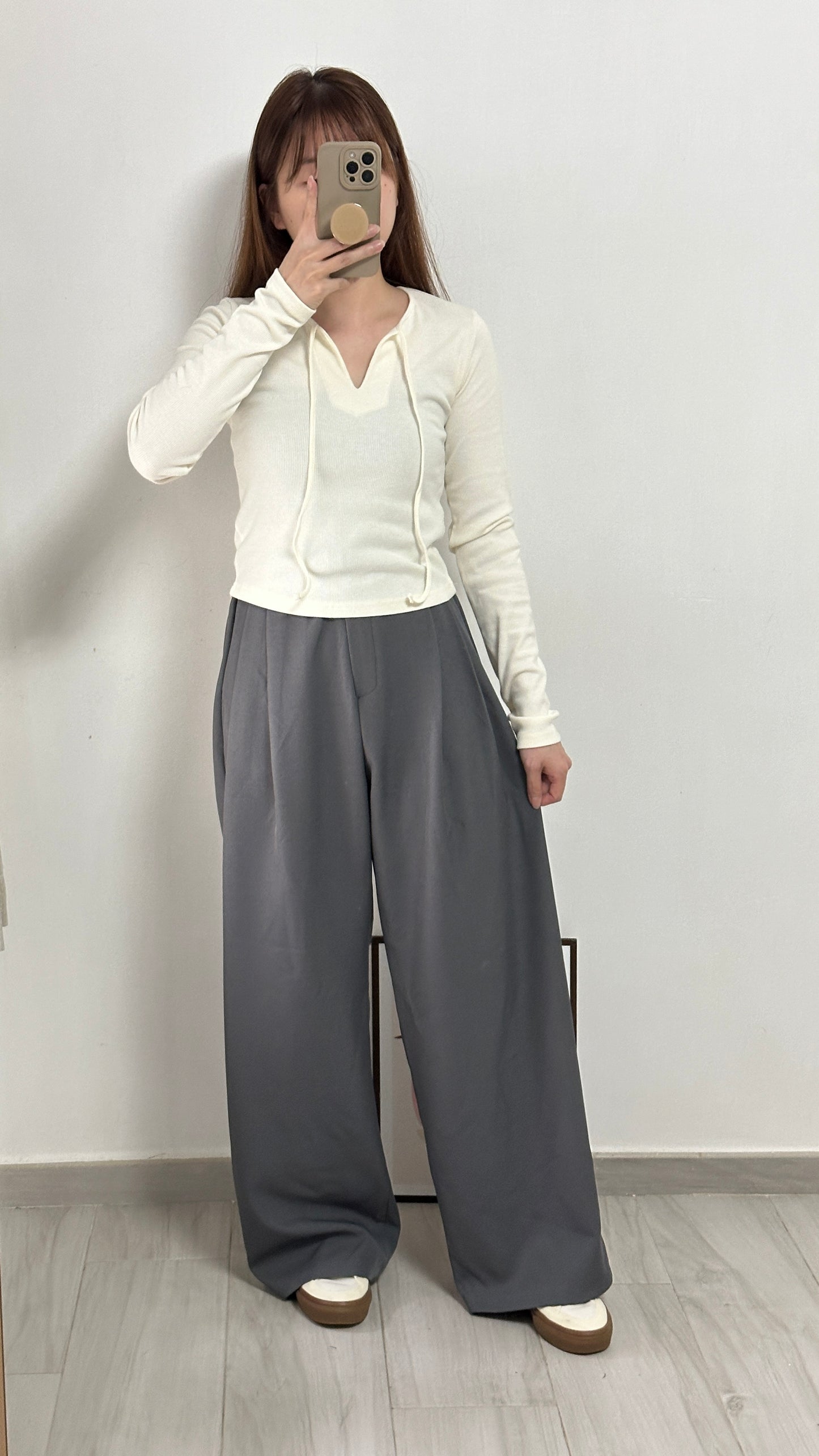 垂感皺褶闊西褲